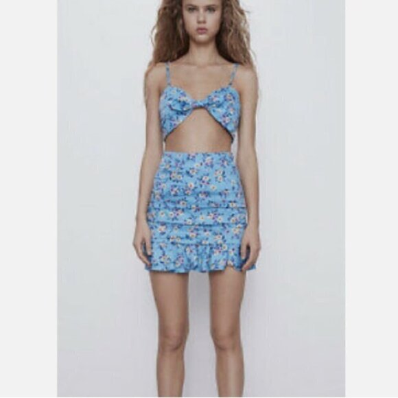 zara bandeau bra flower detail Size Medium - Picture 6 of 14